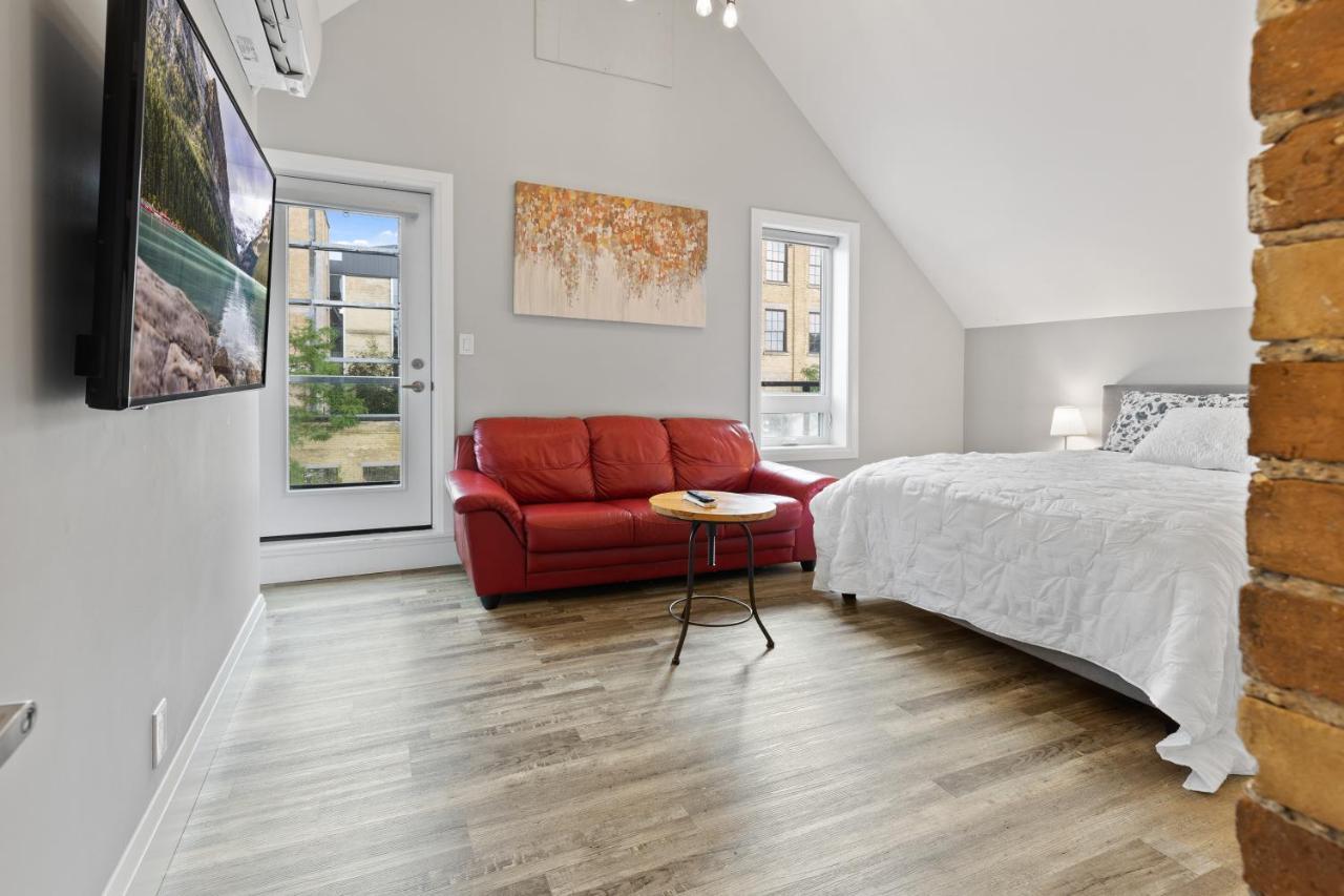 Entire 1 Bedroom Apartment Across From Google - Br5 Kitchener Exterior foto